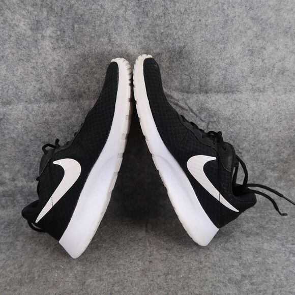 Nike Shoes Womens 9.5 Athletic Trainers Tanjun Sneakers Running Lifestyle Black - Picture 8 of 12